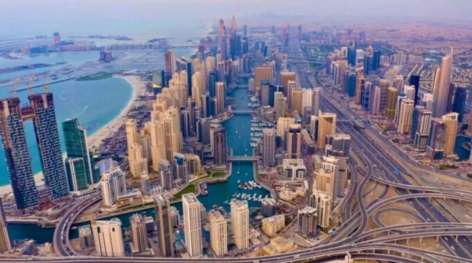 2023: Warga Pakistan tetap berada di antara 10 besar pembeli real estate di Dubai, sementara warga India menduduki peringkat teratas


