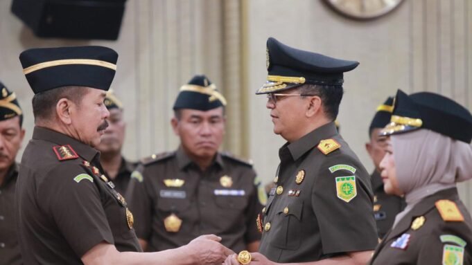 Jaksa Agung Lantik Dirdik Jampidsus Kejagung Kuntadi Jadi Kajati Lampung

