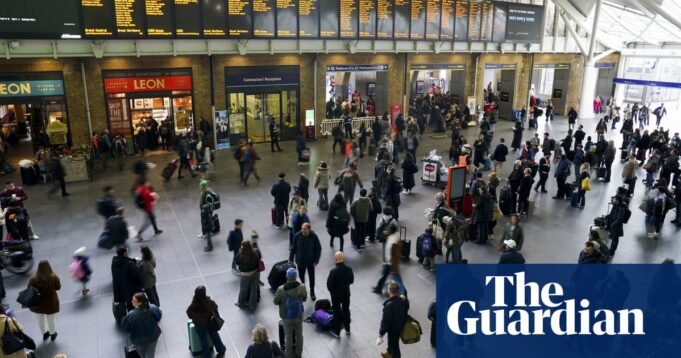 Wi-Fi ditangguhkan di stasiun pemadam kebakaran besar di Inggris setelah 'insiden keamanan siber' berita Inggris

