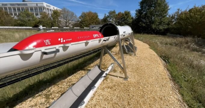 Tes Hyperloop berkecepatan tinggi baru mengklaim mengubah masa depan berita perjalanan Inggris

